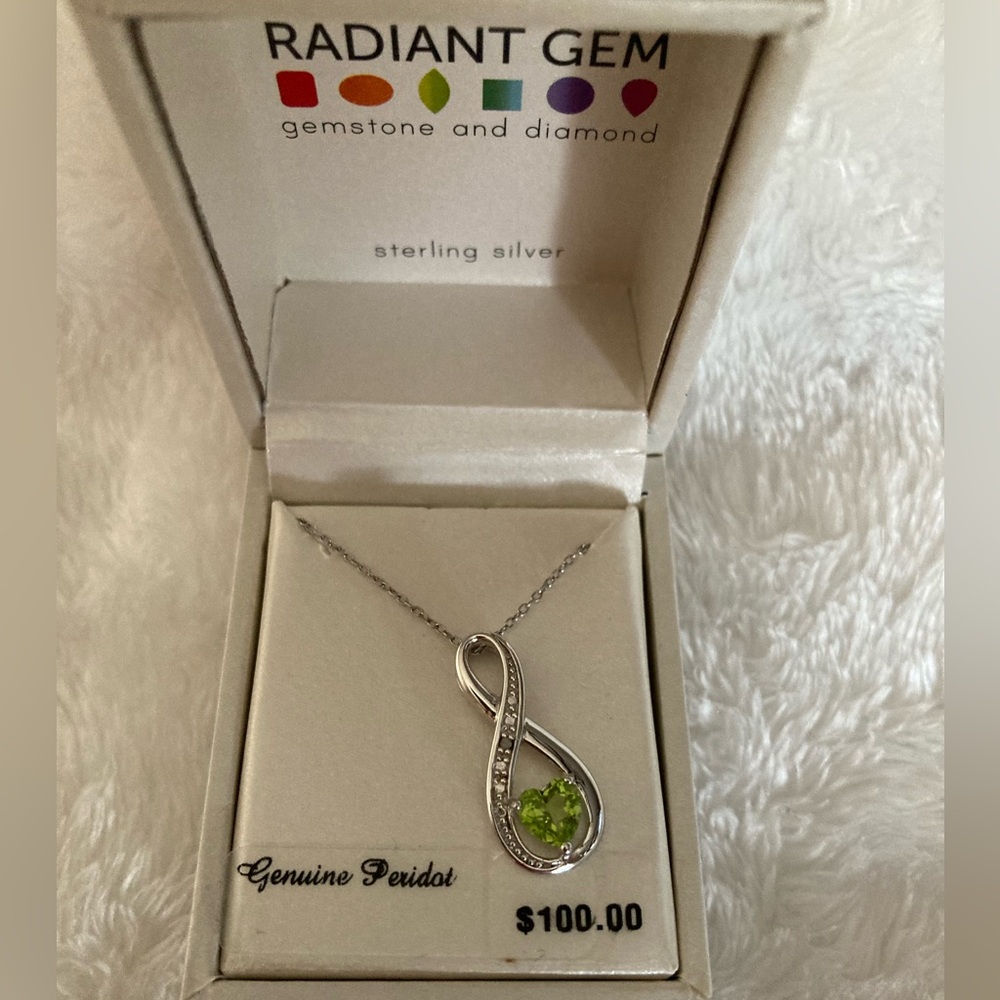 Radiant gem sterling silver Peridot necklace